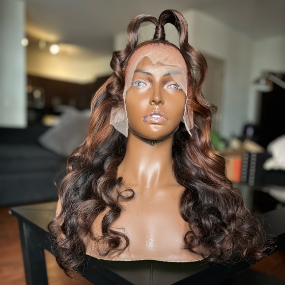 24’ Hand painted pre-custom highlight Lace-front Bodywave - Picture 10 of 12
